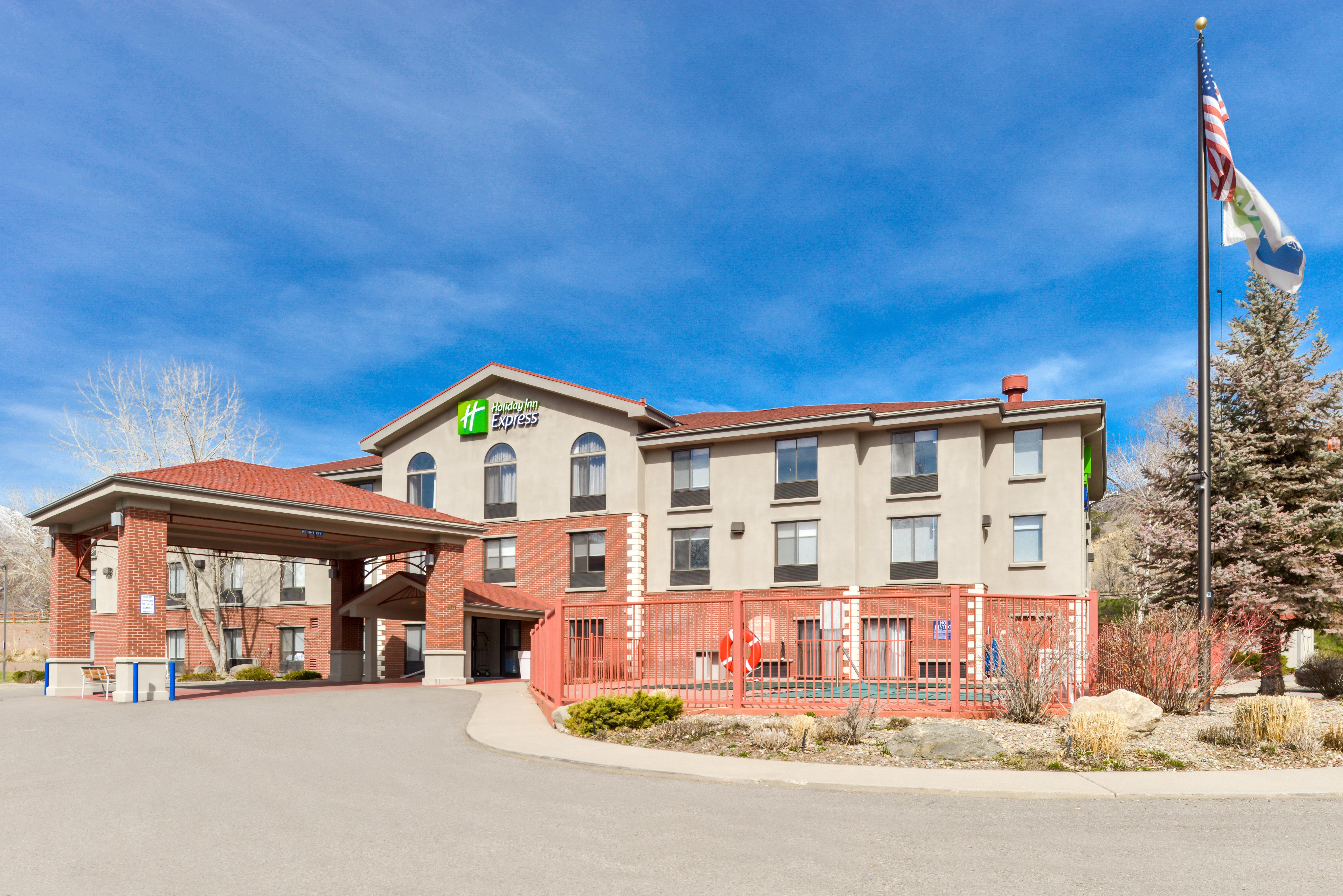Holiday Inn Express Glenwood Springs Aspen Area By Ihg Exterior foto